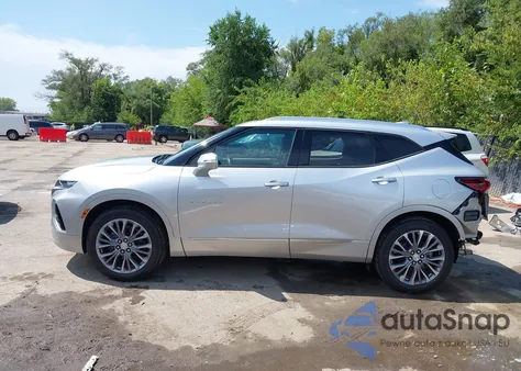 2020 Chevrolet Blazer Awd Premier z USA, uszkodzony, nr VIN 3GNKBLRS5LS626690